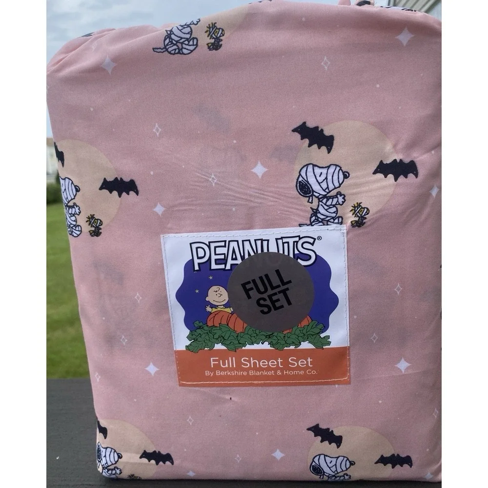 Peanuts 4pc Pink Halloween FULL SHEET SET Mummy Snoopy Woodstock by Berkshire
